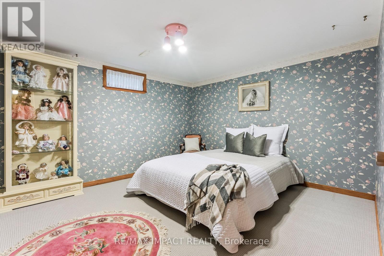 Photo 45 of 145 Hialeah Crescent, Whitby ON