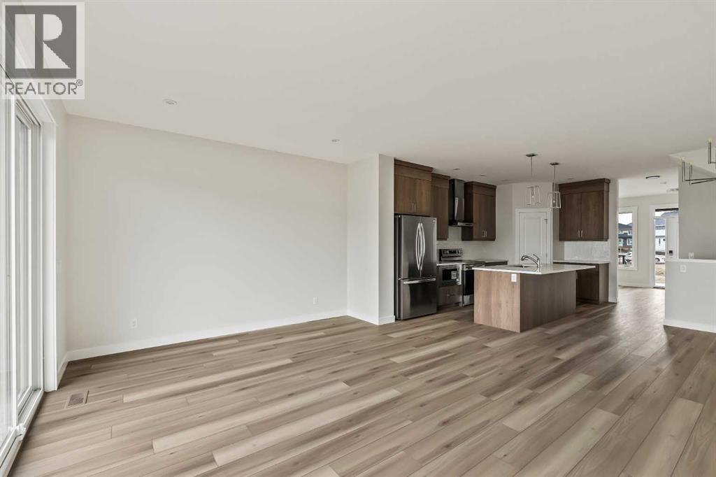 Photo 16 of 1006 Chinook Winds Meadow Sw, Airdrie AB