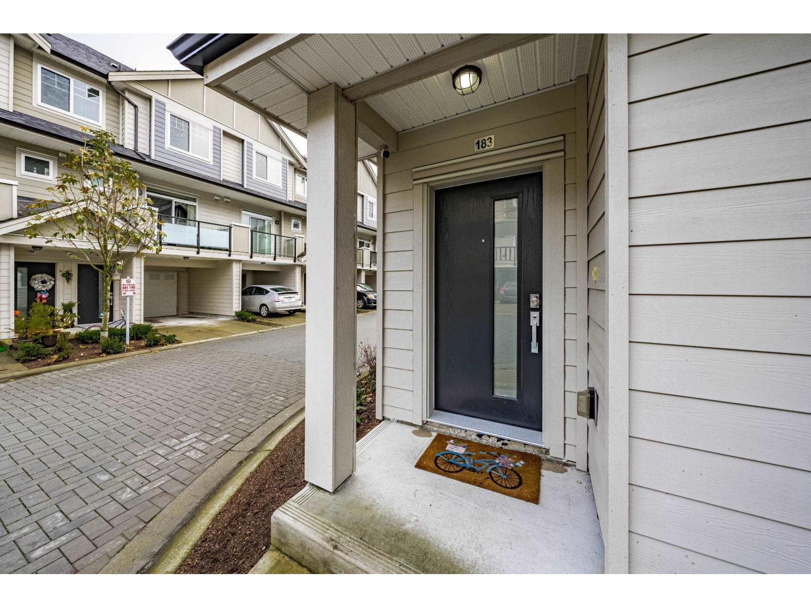 Photo 5 of 183 13898 64 Avenue, Surrey BC