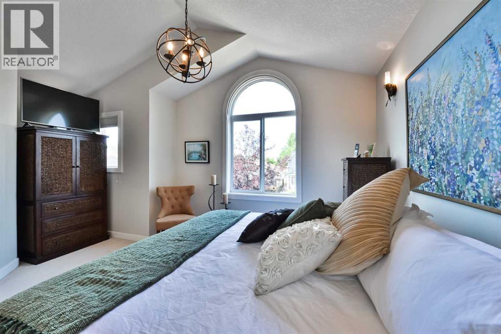 Single Family House for Sale in   Street SE Inglewood Calgary 