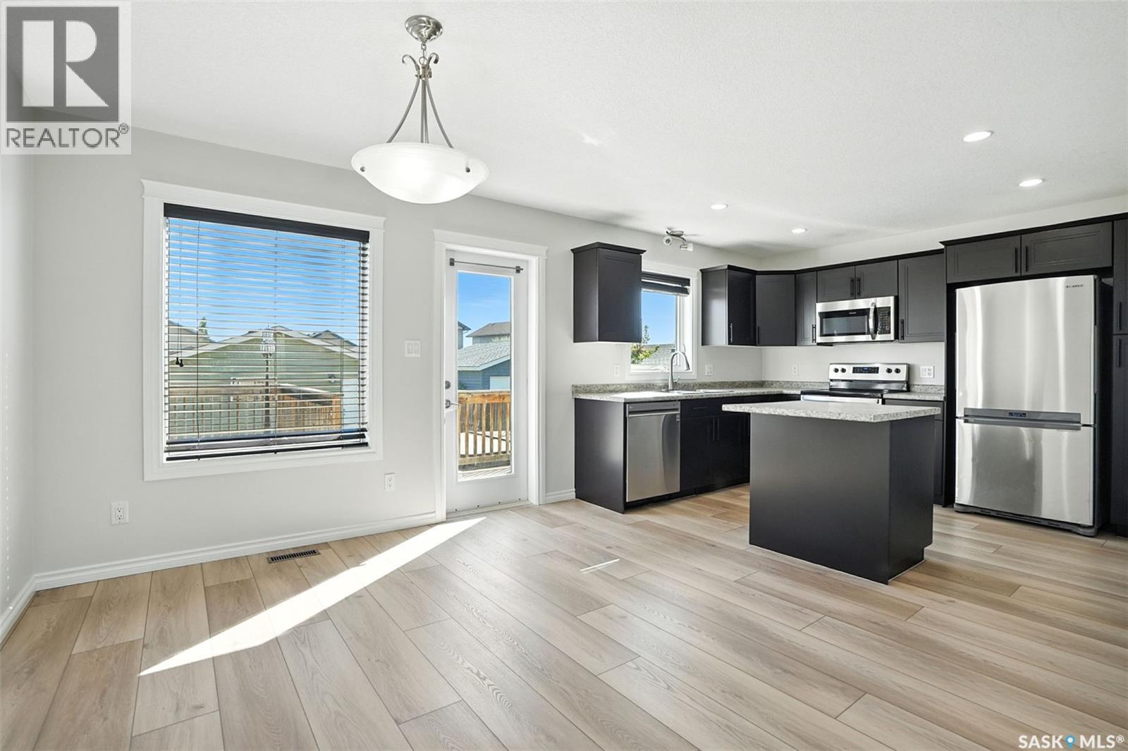 Photo 17 of 534 Klassen Crescent, Saskatoon SK
