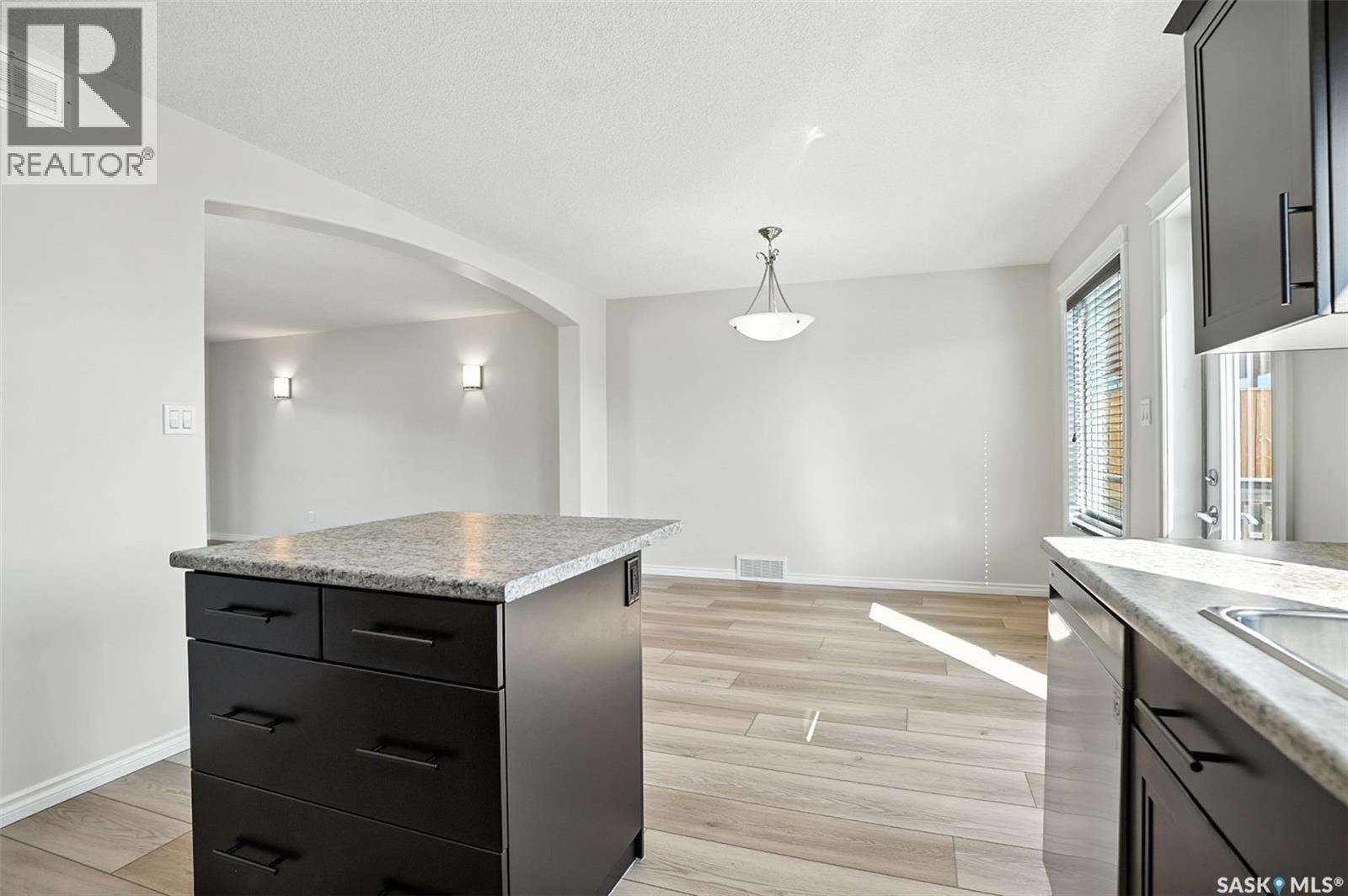 Photo 1 of 534 Klassen Crescent, Saskatoon SK