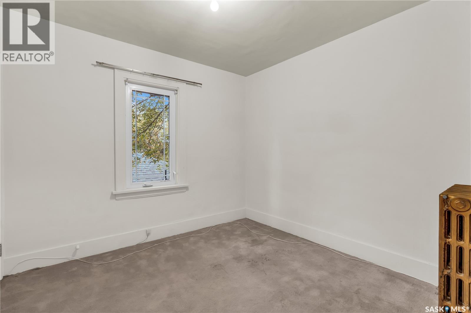 Photo 12 of 3208 College Avenue, Regina SK