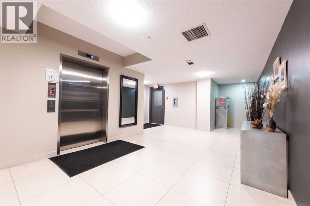 Single Family House for Sale in    Avenue SW Eau Claire Calgary 