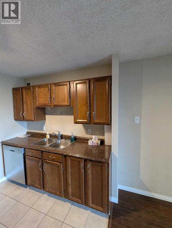 Single Family House for Sale in    Avenue SW Beltline Calgary 