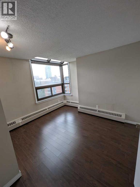 Single Family House for Sale in    Avenue SW Beltline Calgary 
