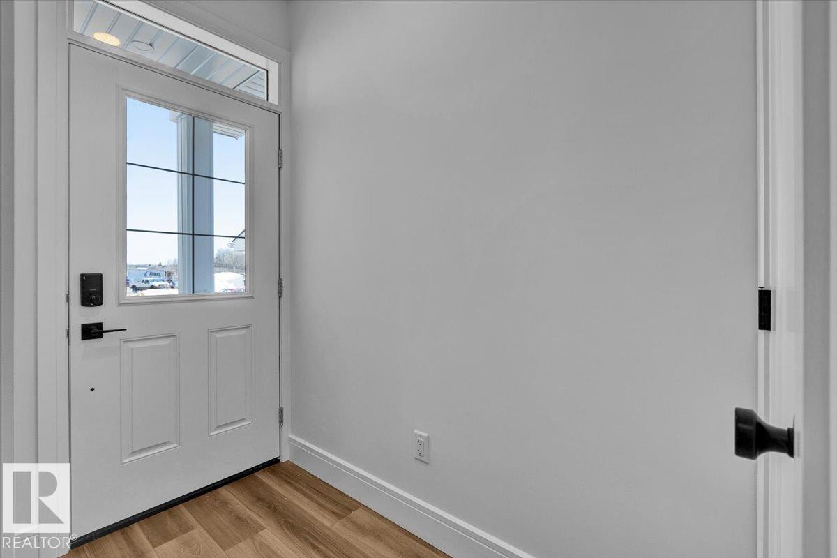 Photo 2 of 1918 Westerra Ln, Stony Plain AB