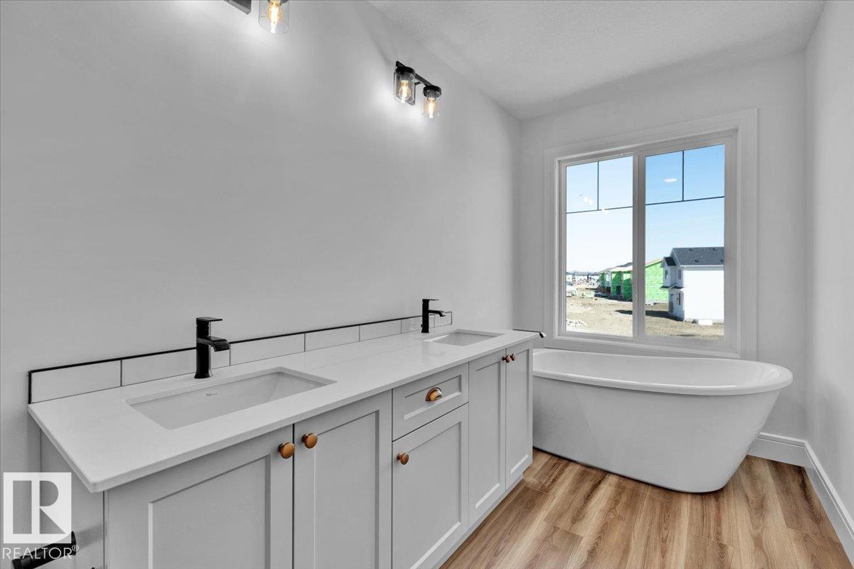 Photo 32 of 1918 Westerra Ln, Stony Plain AB
