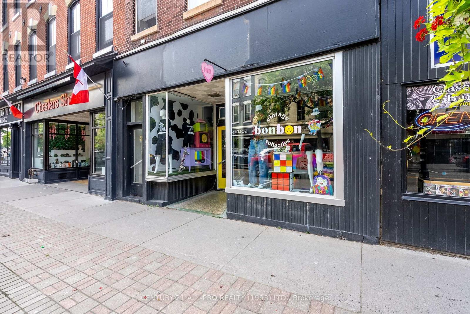Photo 9 of 39 King Street W, Cobourg ON