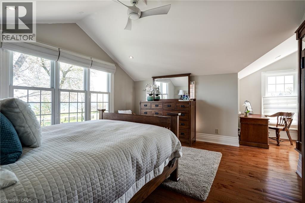 Photo 25 of 849 Beach Boulevard, Hamilton ON