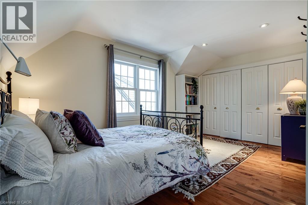 Photo 40 of 849 Beach Boulevard, Hamilton ON