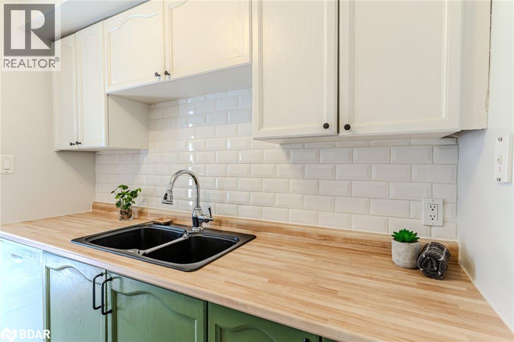Photo 7 of 502 Essa Road Unit 15, Barrie ON