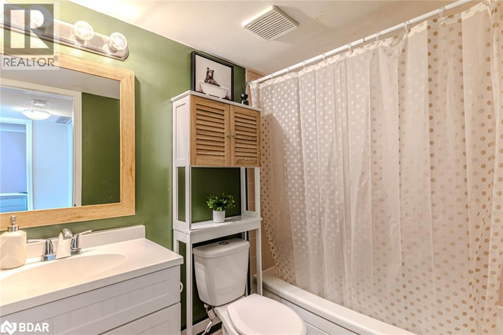 Photo 10 of 502 Essa Road Unit 15, Barrie ON