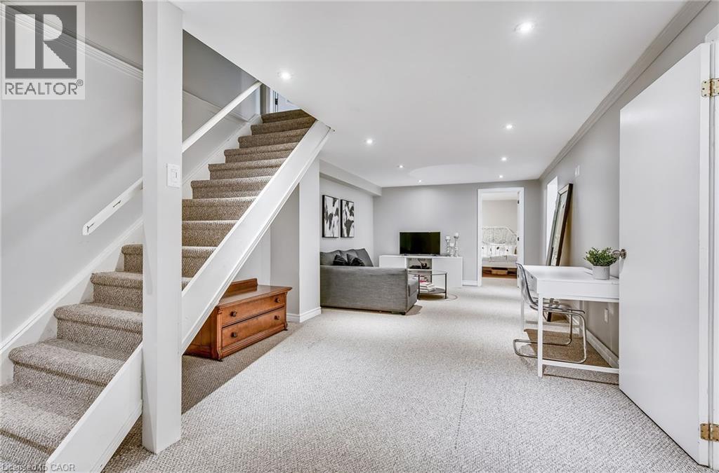 Photo 23 of 2055 Walkers Line Unit 103, Burlington ON