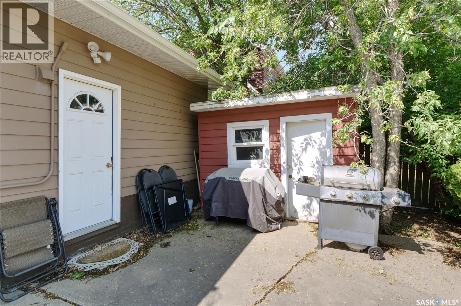 Photo 27 of 736 Saskatchewan Street W, Moose Jaw SK