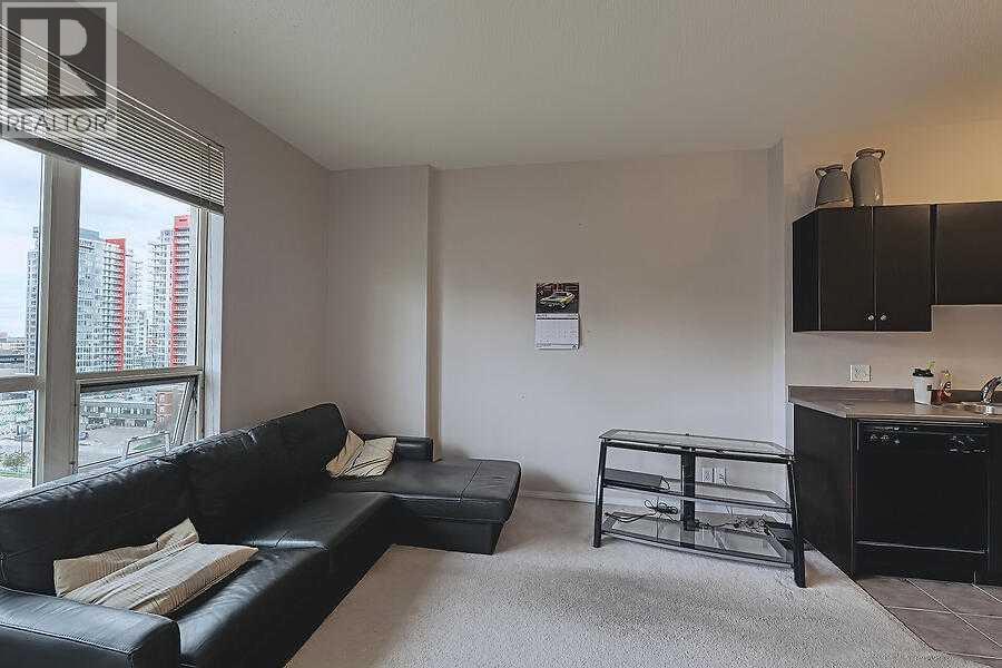Single Family House for Sale in    Street SW Beltline Calgary 