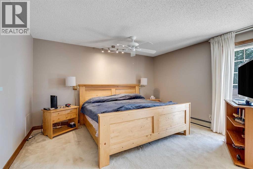 Single Family House for Sale in  Canterville Drive SW Canyon Meadows Calgary 