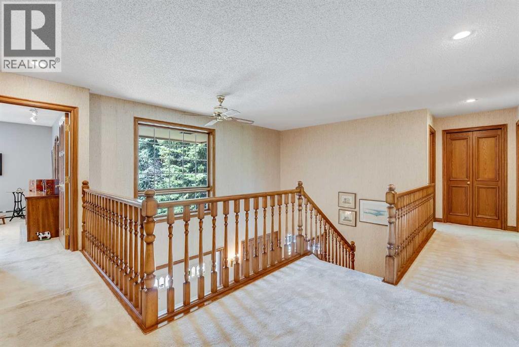 Single Family House for Sale in  Canterville Drive SW Canyon Meadows Calgary 