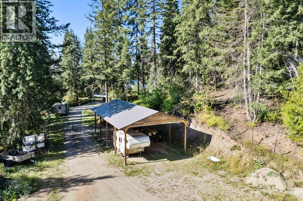 Photo 18 of 857 Grandview Bench Road, Salmon Arm BC
