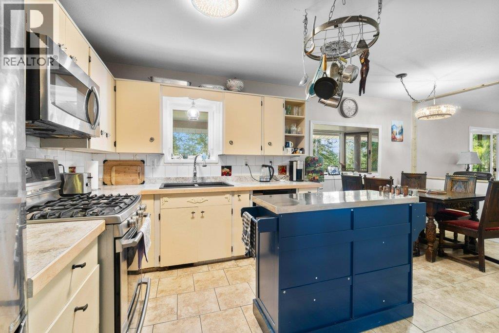 Photo 44 of 857 Grandview Bench Road, Salmon Arm BC