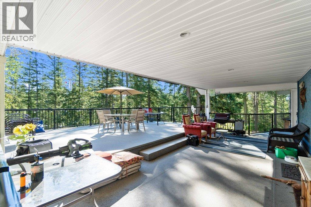 Photo 16 of 857 Grandview Bench Road, Salmon Arm BC