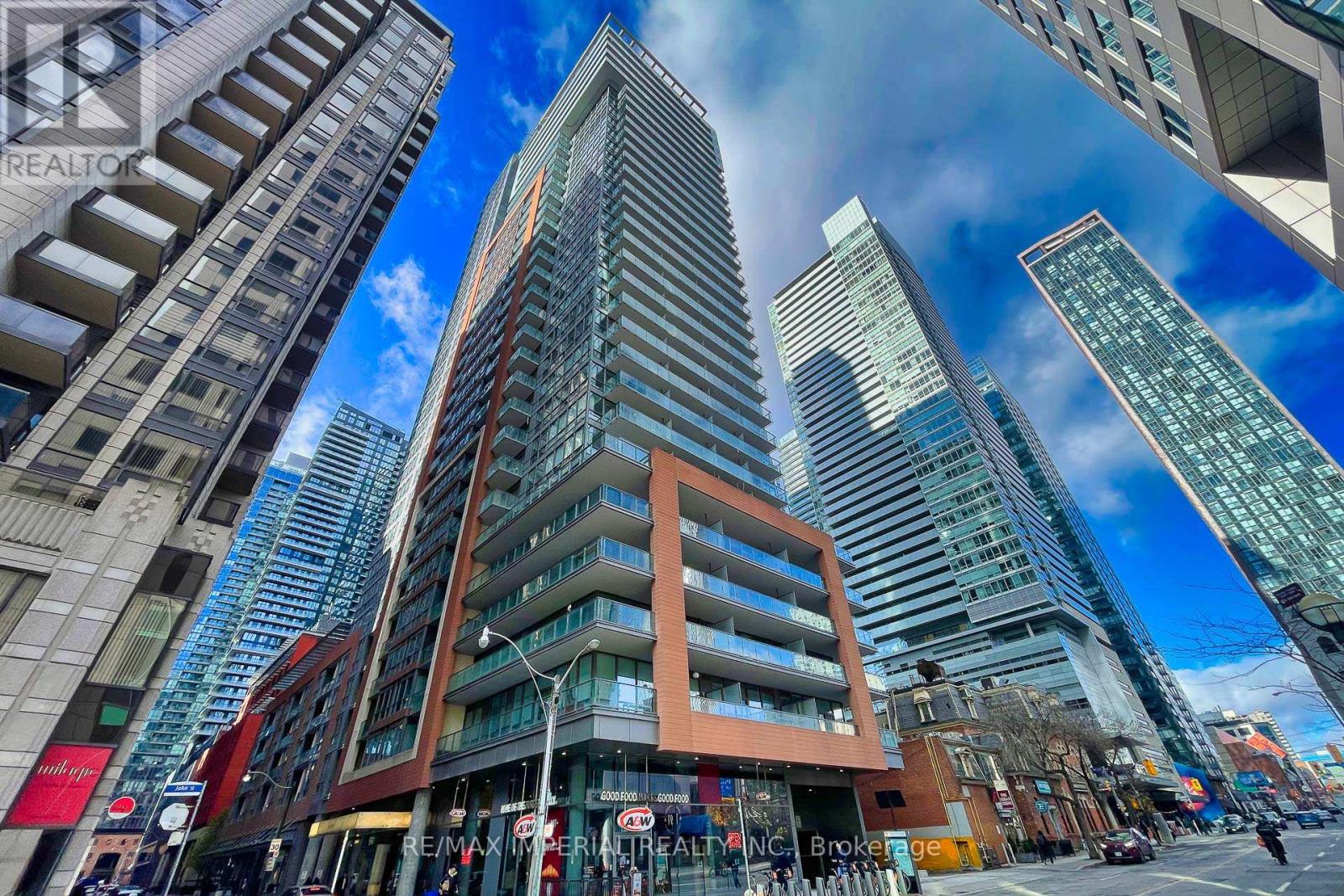 Photo 1 of 317 8 Mercer Street, Toronto ON