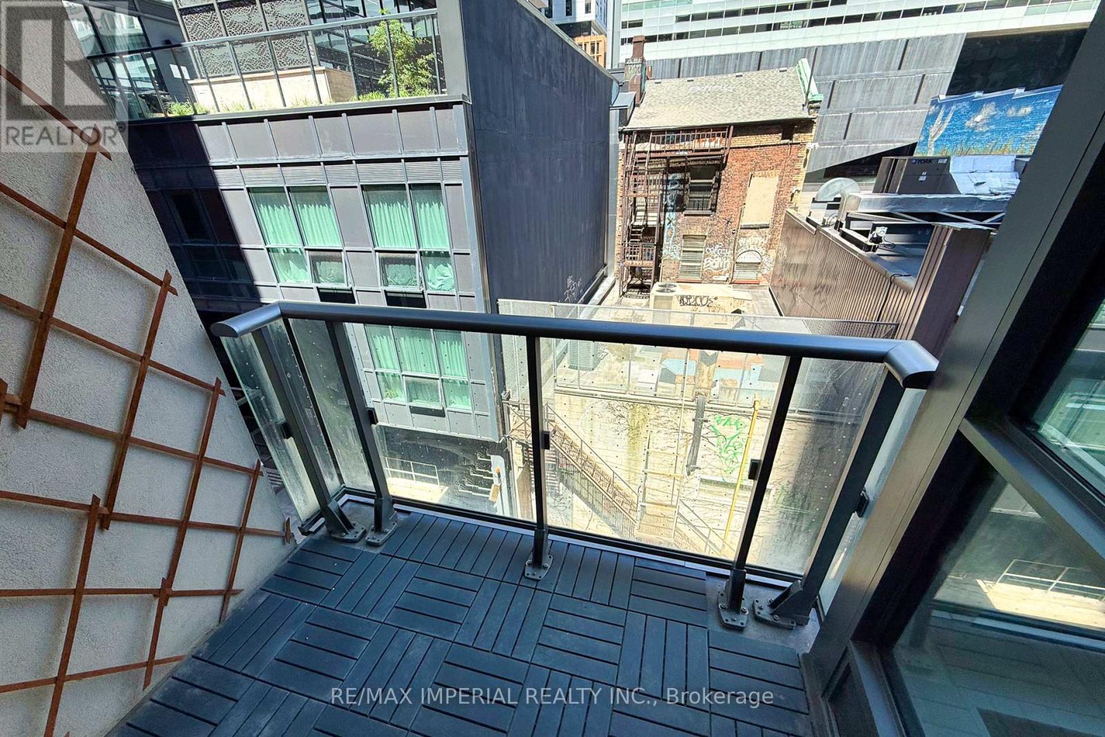 Photo 20 of 317 8 Mercer Street, Toronto ON