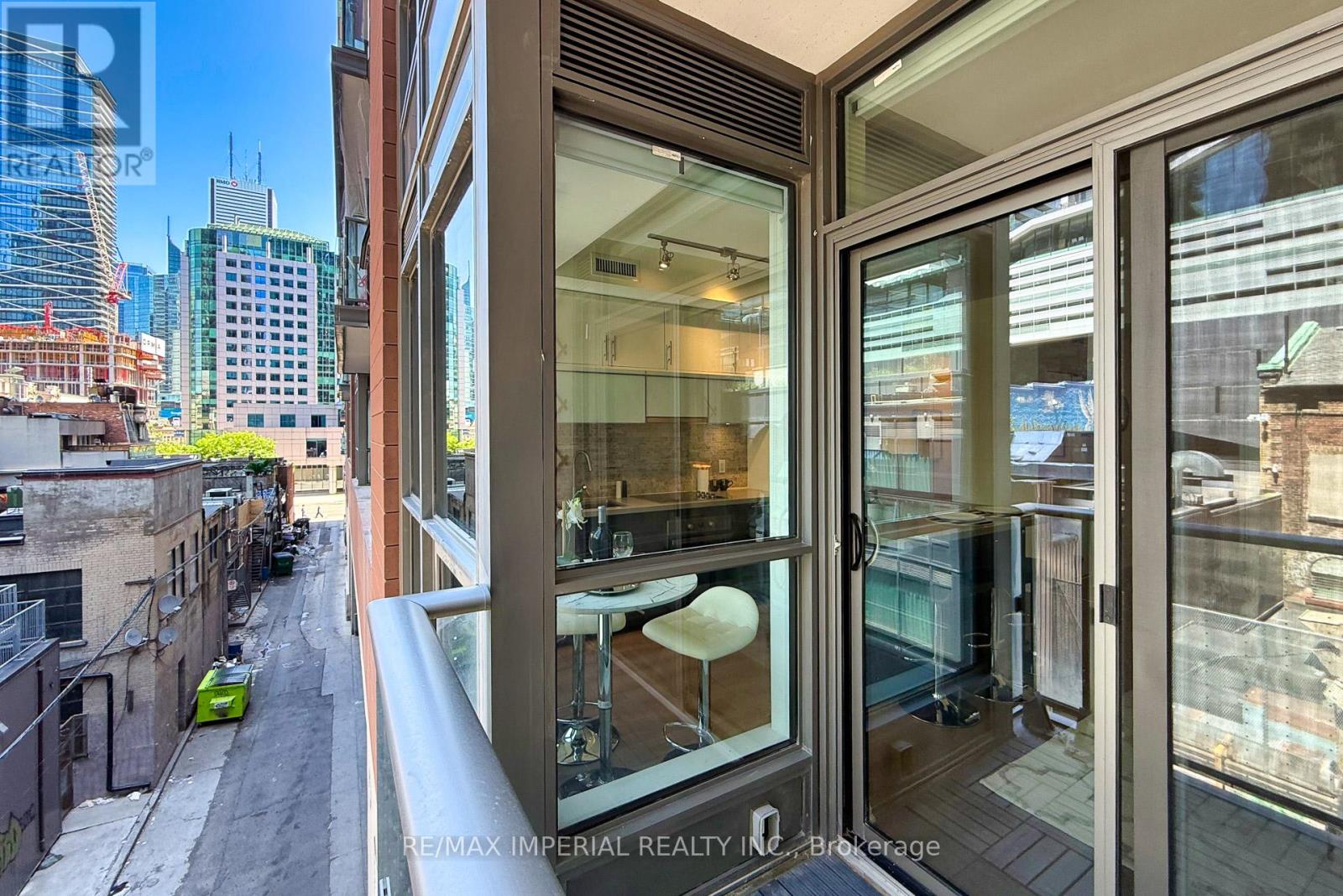 Photo 22 of 317 8 Mercer Street, Toronto ON