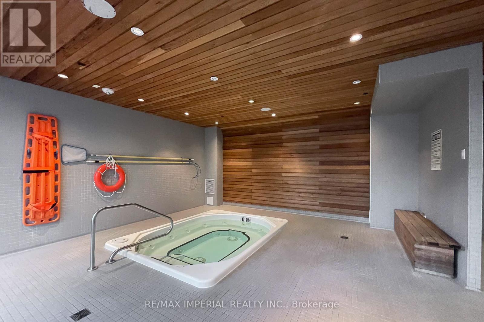 Photo 24 of 317 8 Mercer Street, Toronto ON