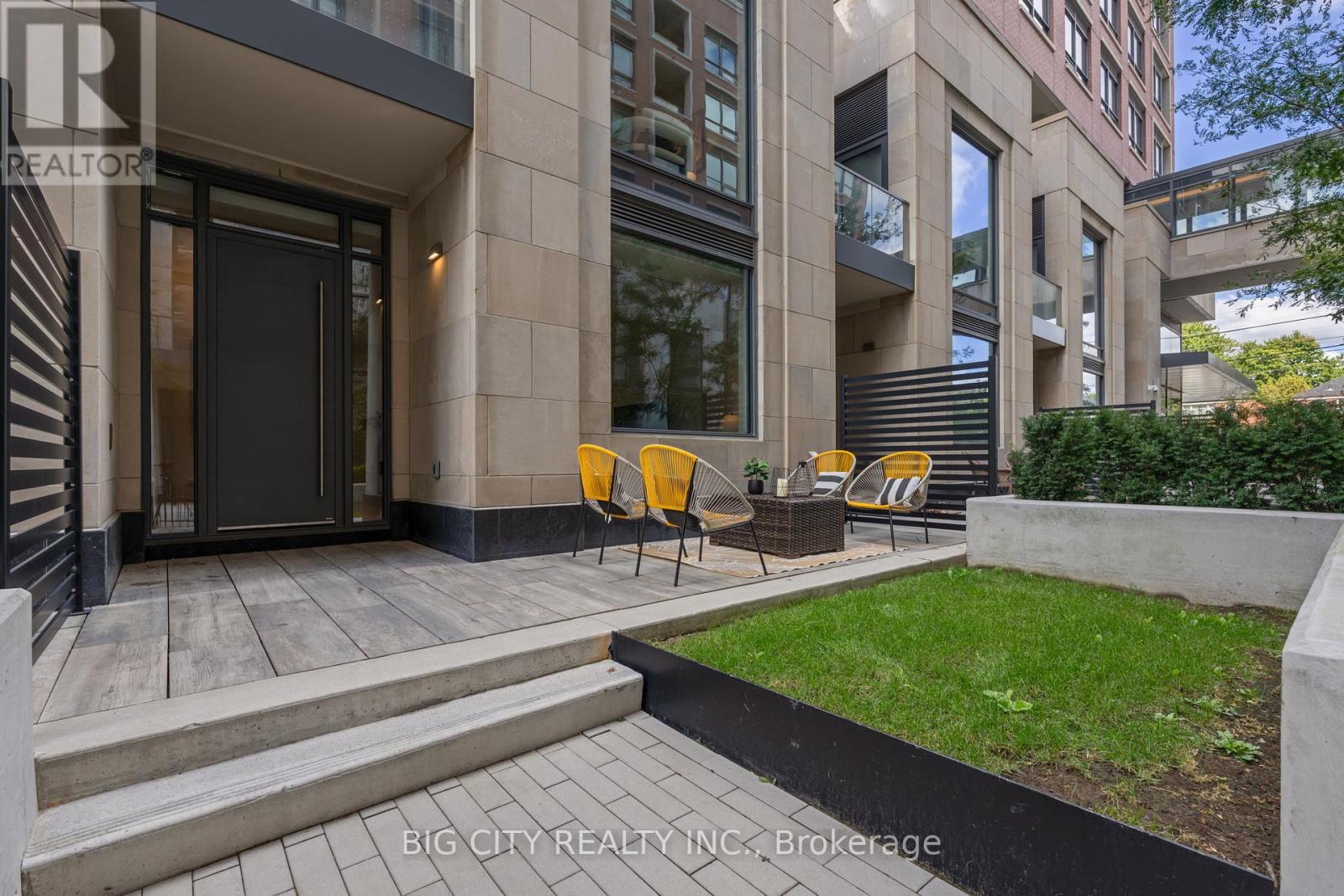 Photo 2 of Th 03 33 Frederick Todd Way, Toronto ON