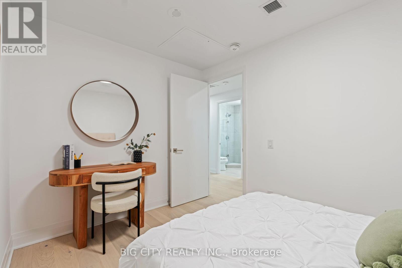 Photo 25 of Th 03 33 Frederick Todd Way, Toronto ON