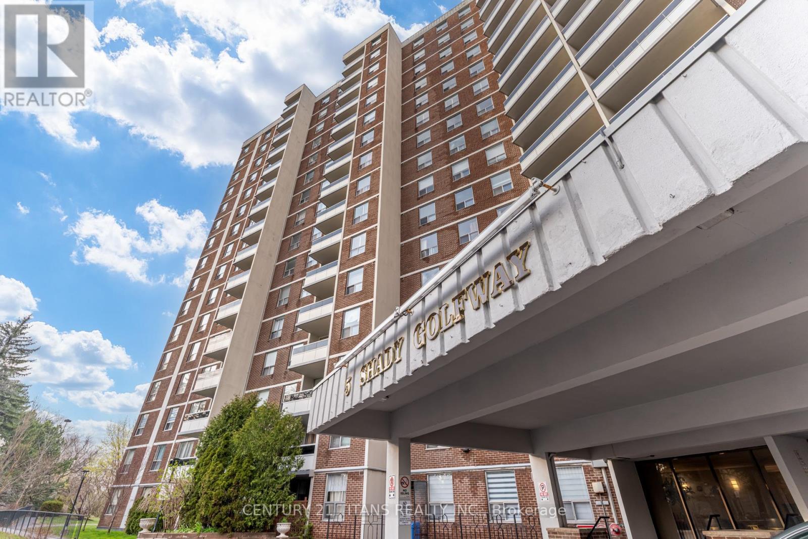 Photo 2 of 1510 5 Shady Golfway, Toronto ON