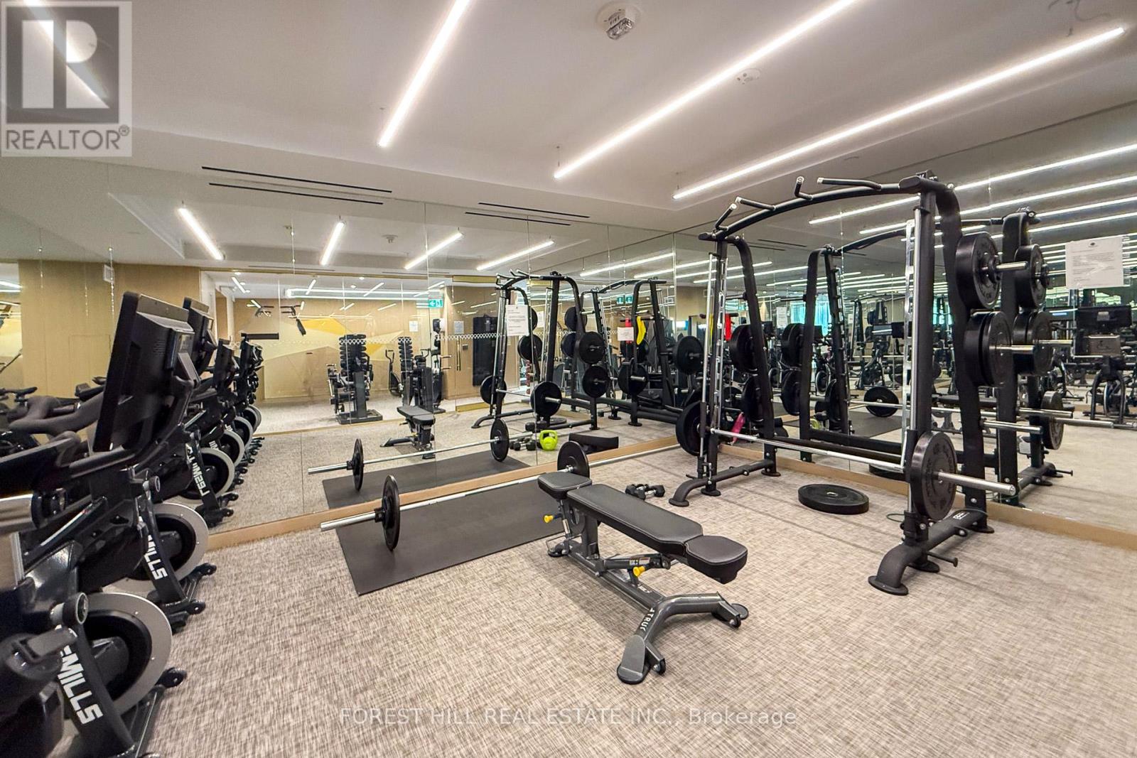 Photo 17 of 510 88 Cumberland Street, Toronto ON