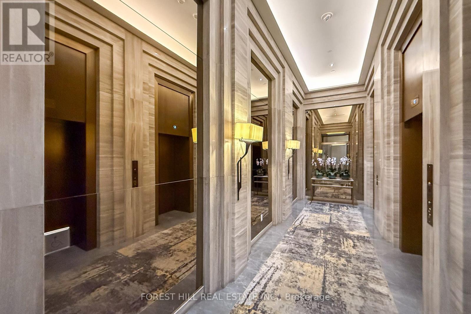 Photo 18 of 510 88 Cumberland Street, Toronto ON