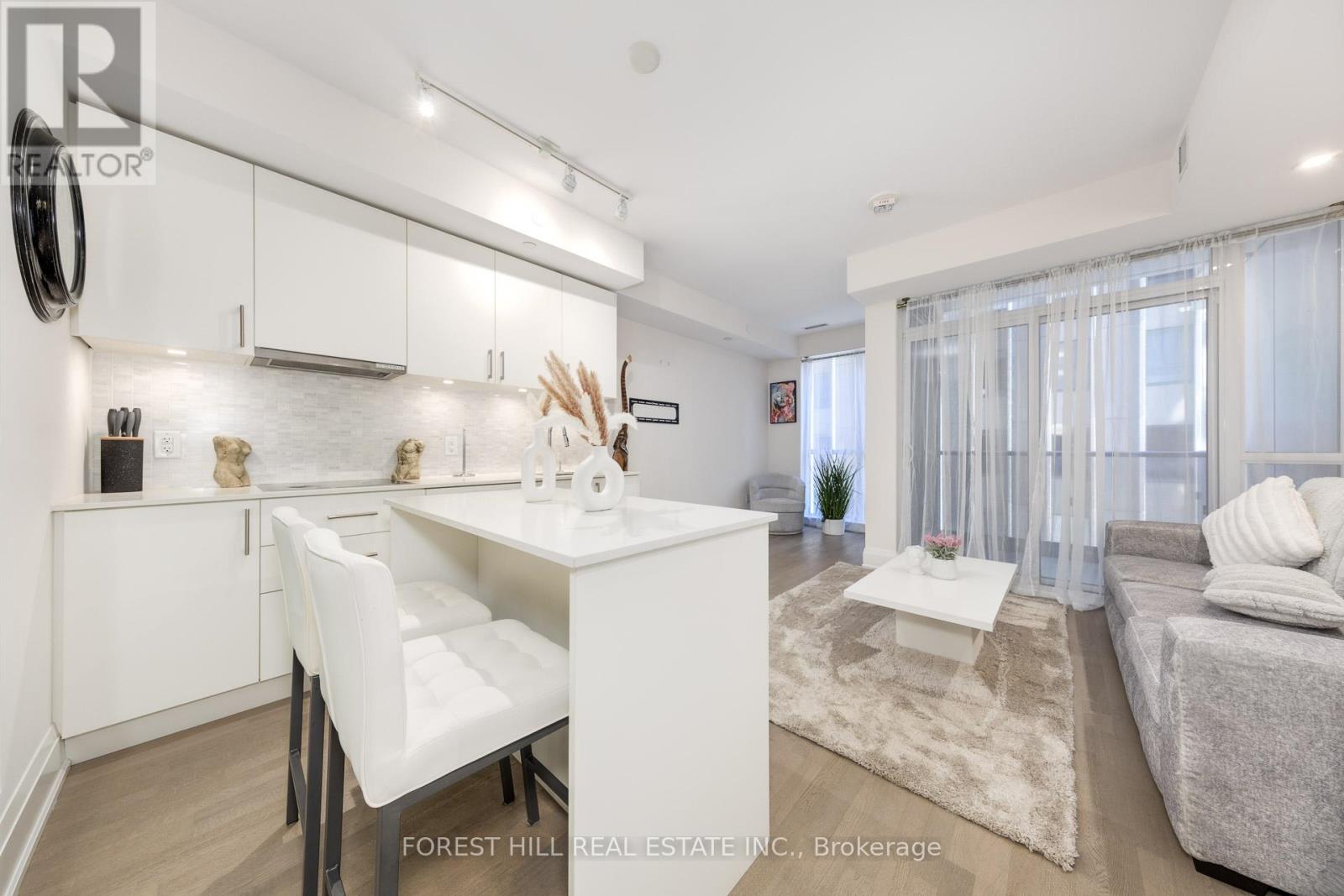 Photo 7 of 510 88 Cumberland Street, Toronto ON