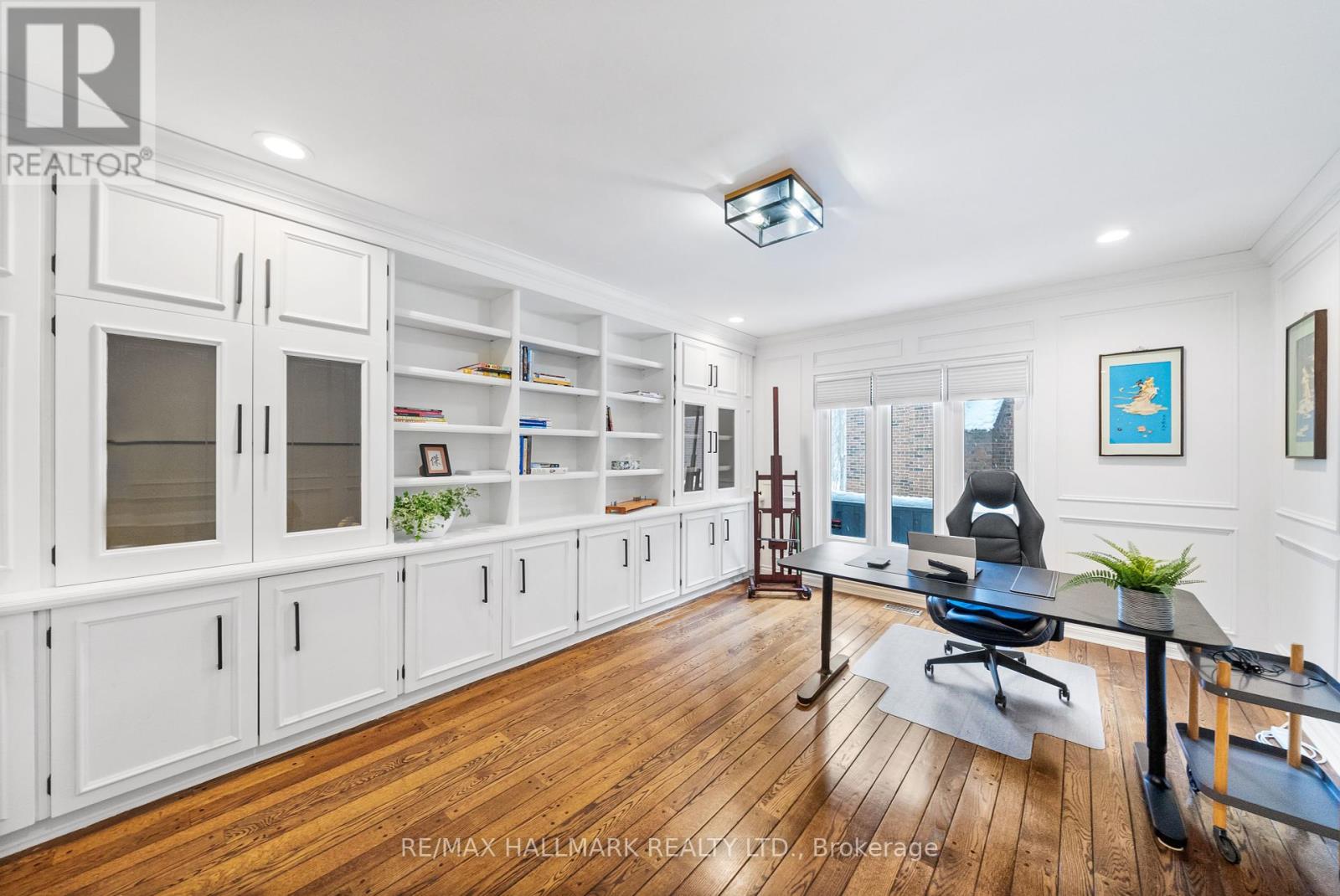 Photo 19 of 97 Clarinda Drive, Toronto ON