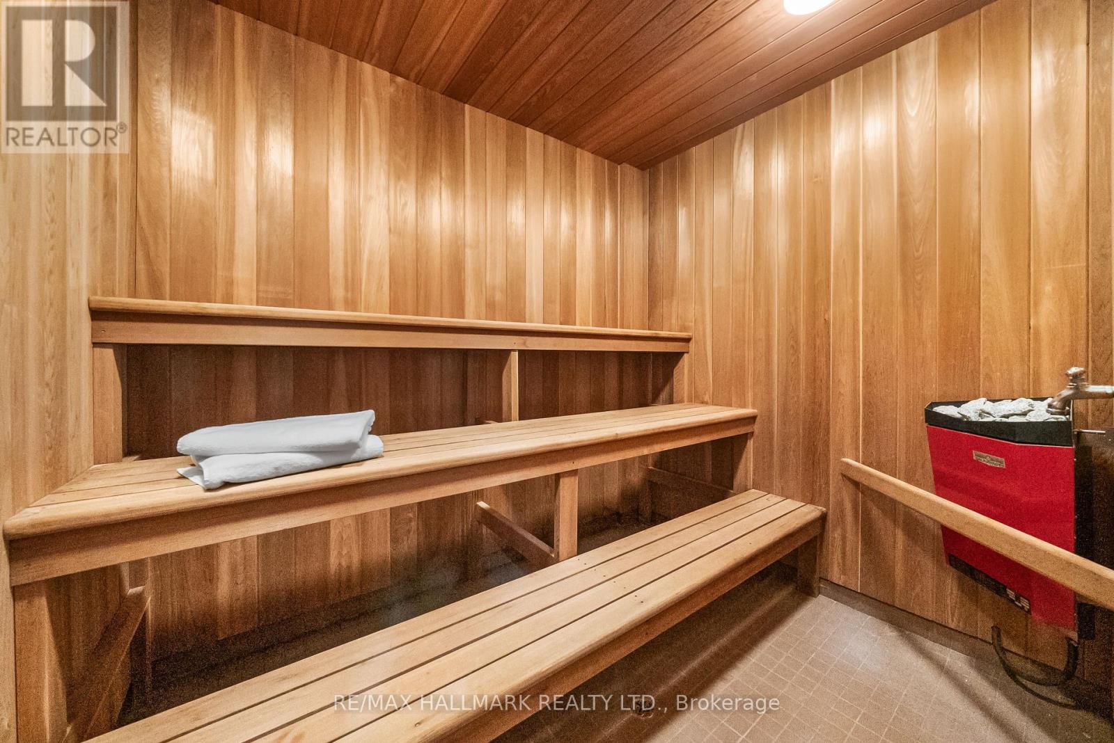 Photo 41 of 97 Clarinda Drive, Toronto ON
