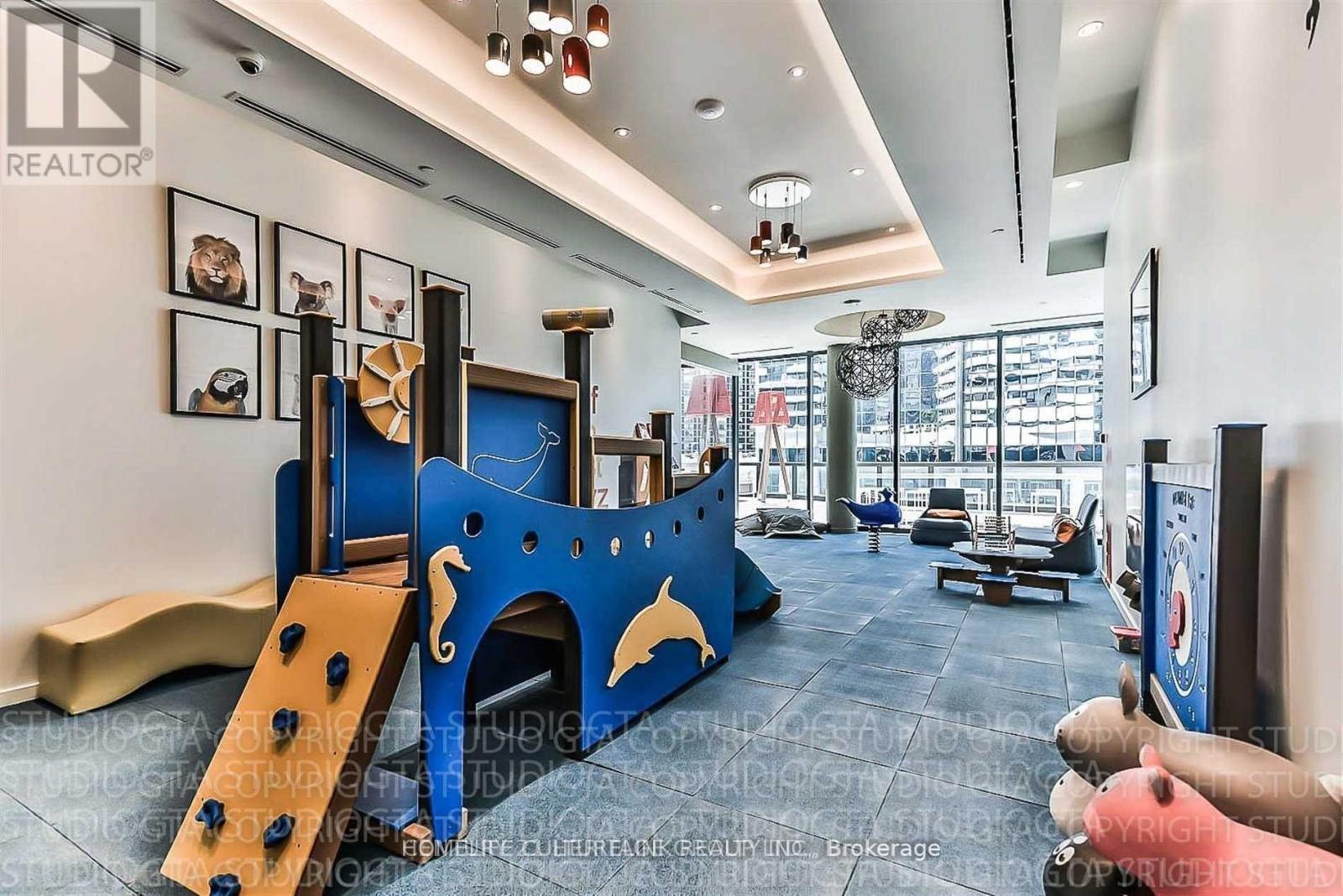 Photo 31 of 3907 100 Harbour Street, Toronto ON