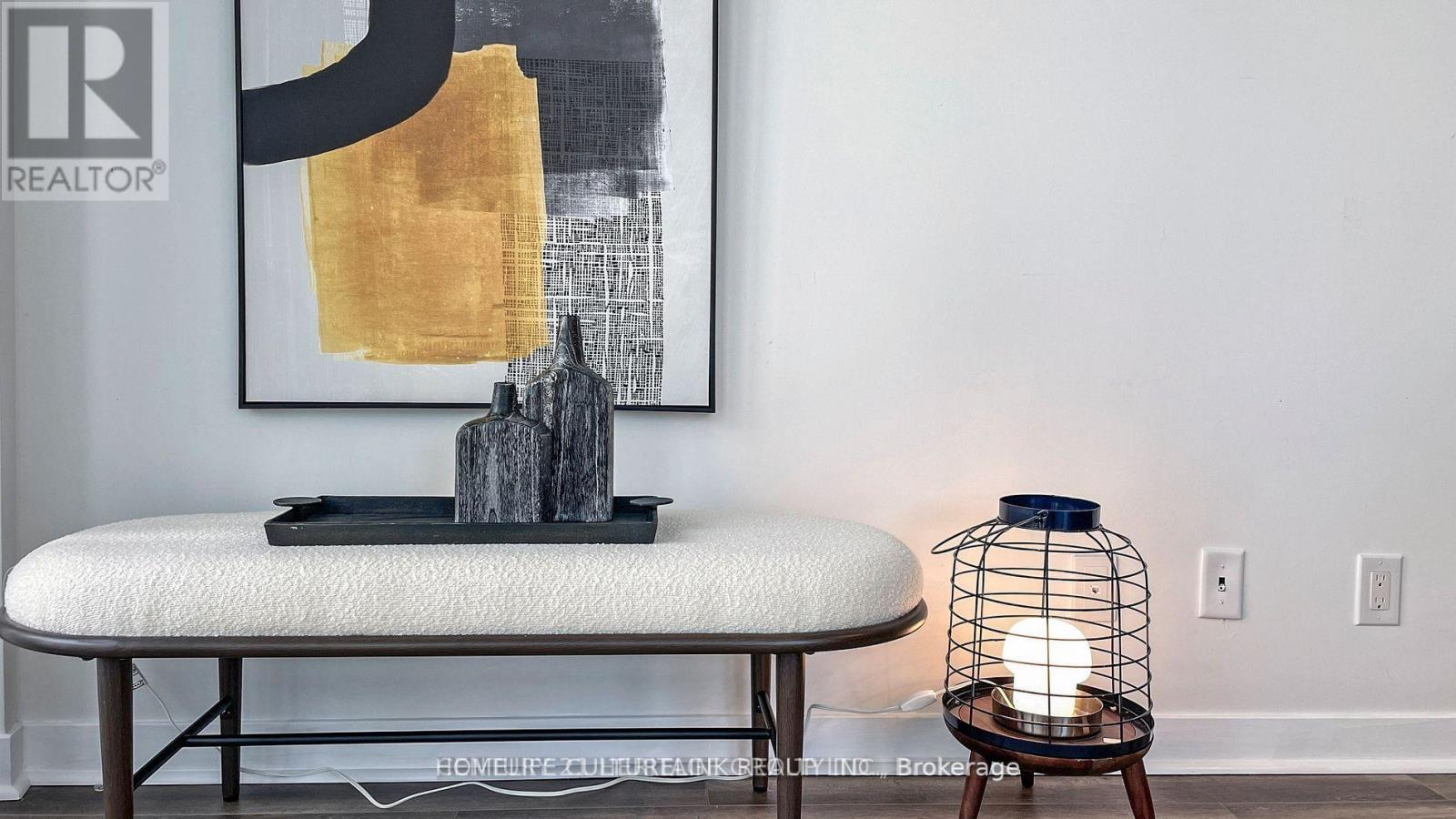 Photo 4 of 3907 100 Harbour Street, Toronto ON