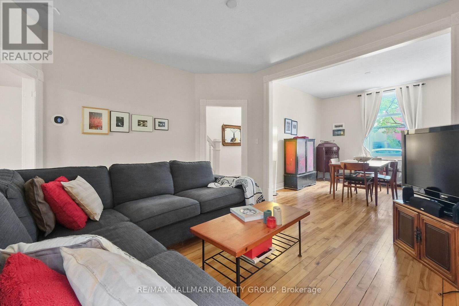 Photo 13 of 230 Booth Street, Ottawa ON