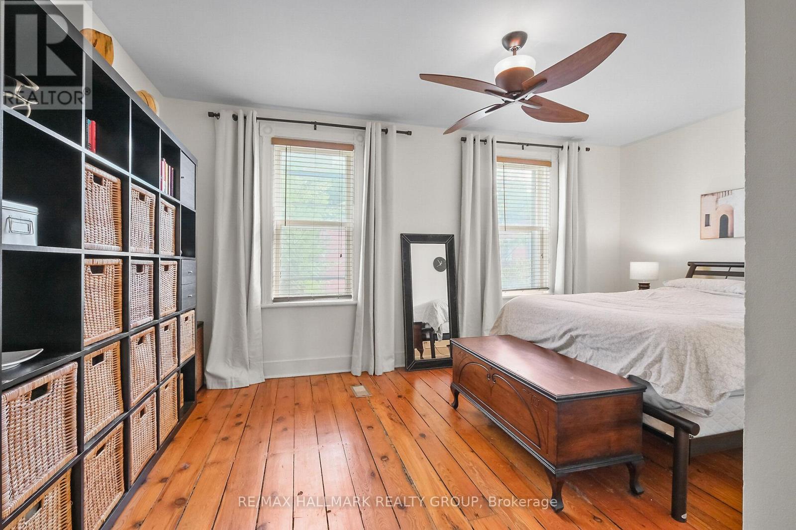 Photo 36 of 230 Booth Street, Ottawa ON
