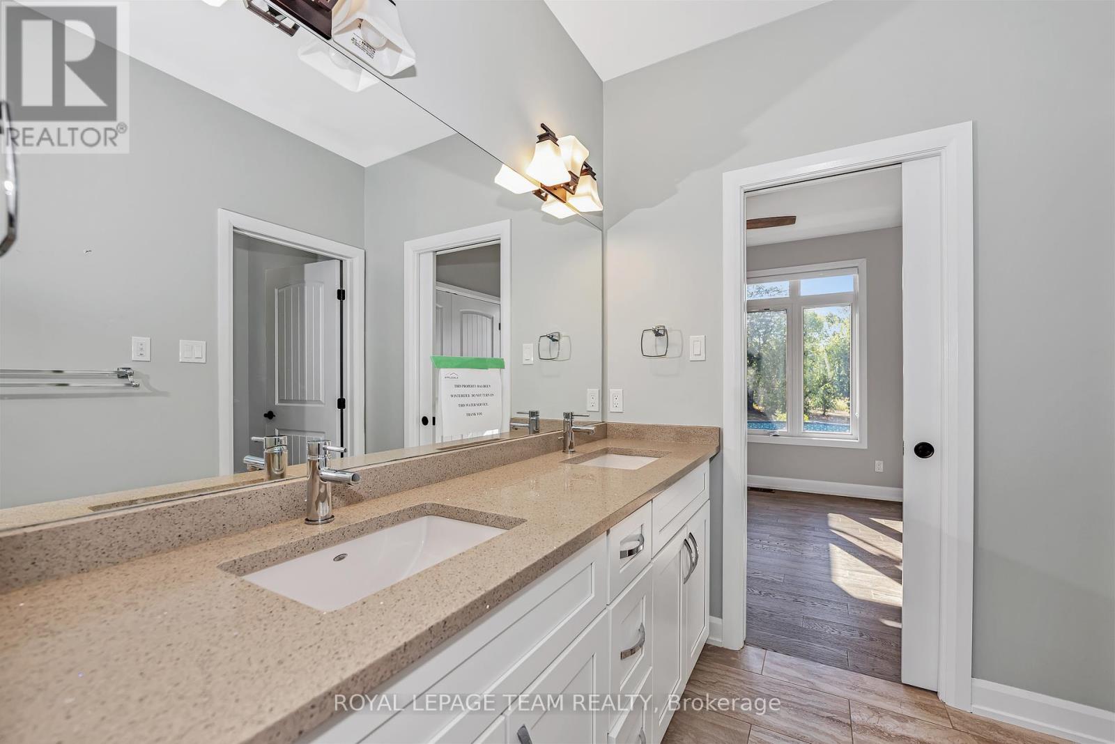 Photo 20 of 2500 Kearns Way, Ottawa ON