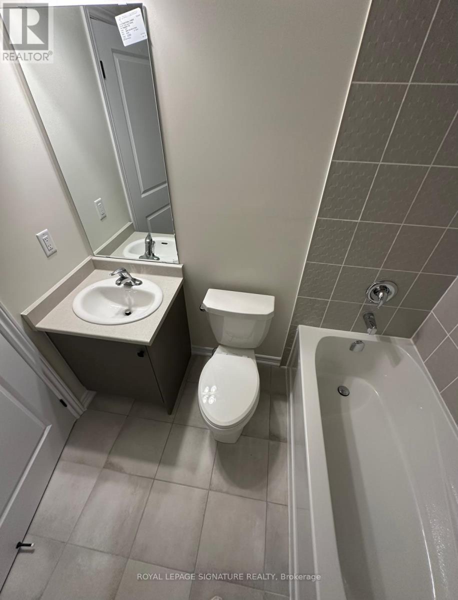 Photo 16 of 1522 Bloor Street, Clarington ON