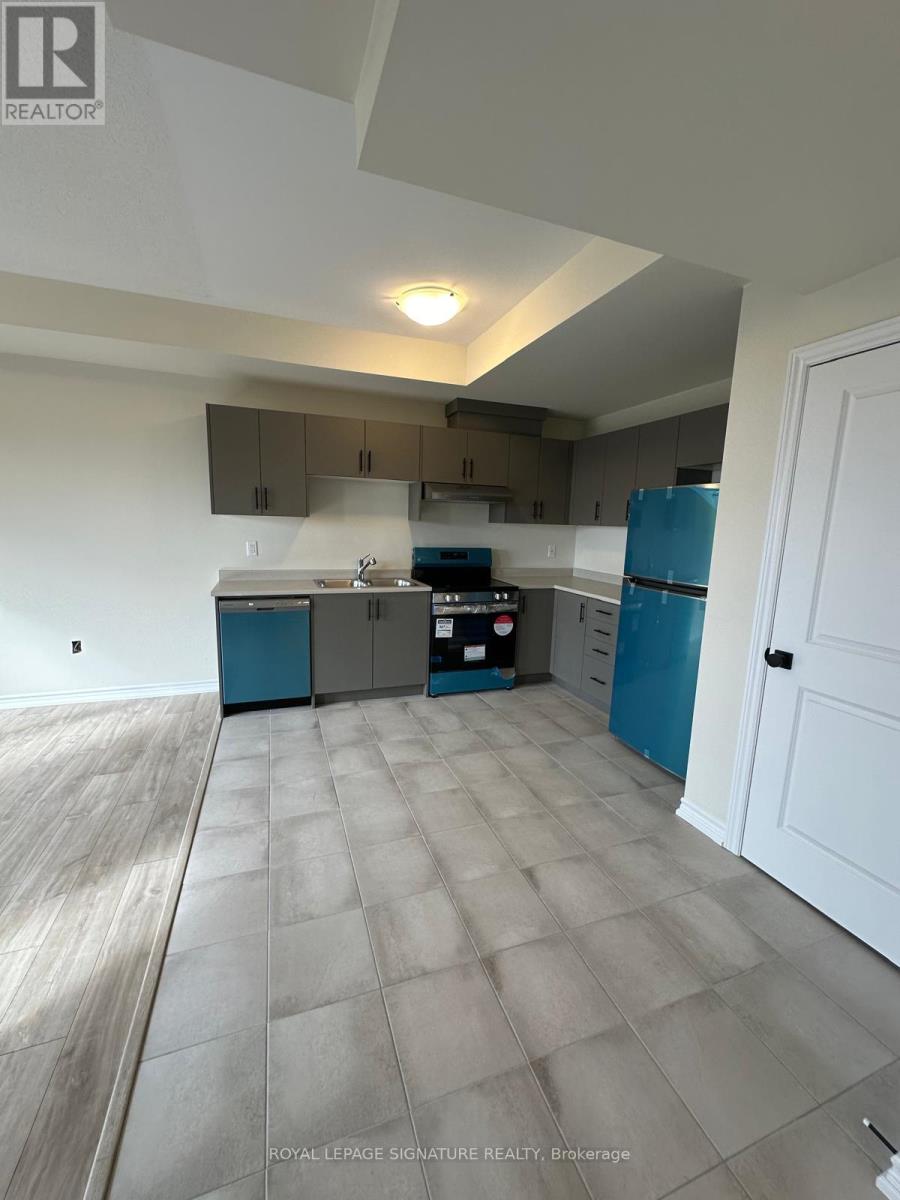 Photo 7 of 1522 Bloor Street, Clarington ON