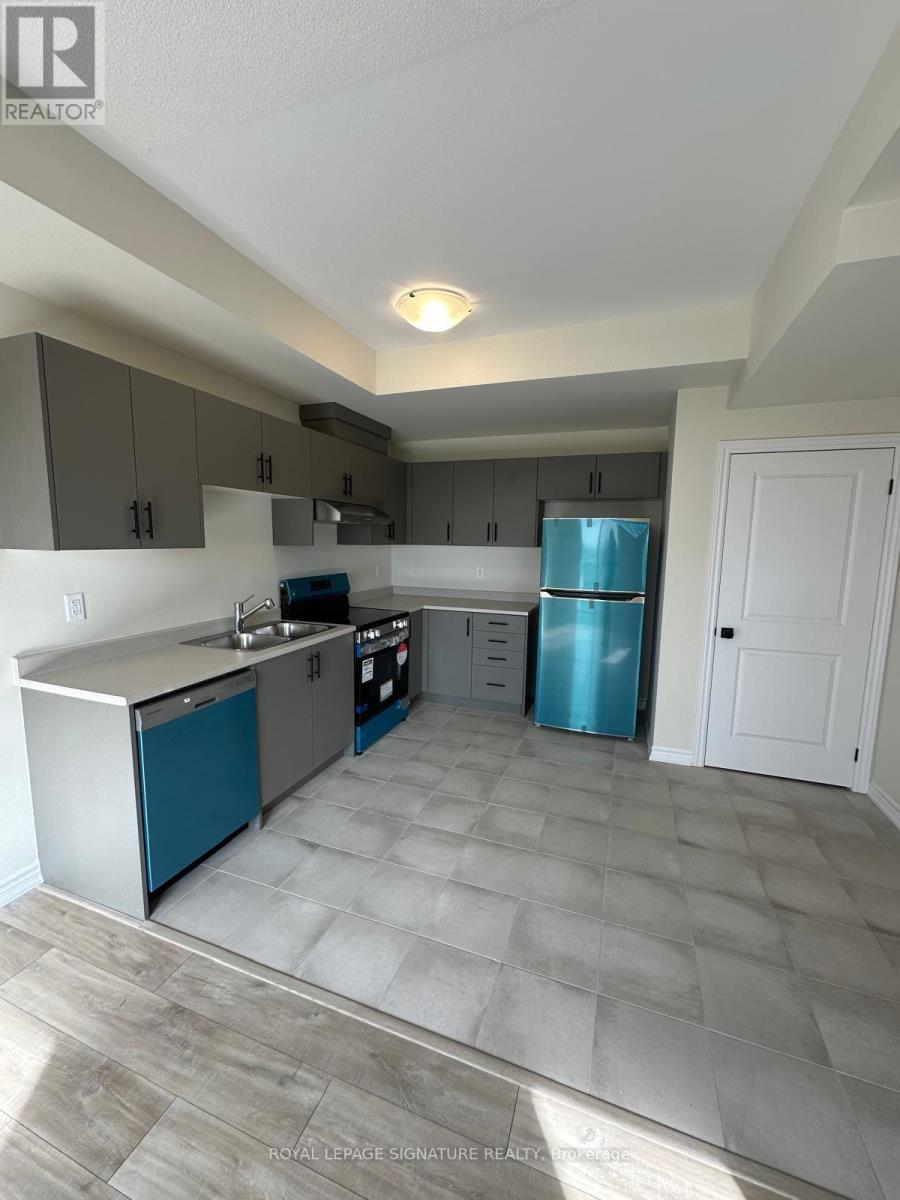 Photo 8 of 1522 Bloor Street, Clarington ON