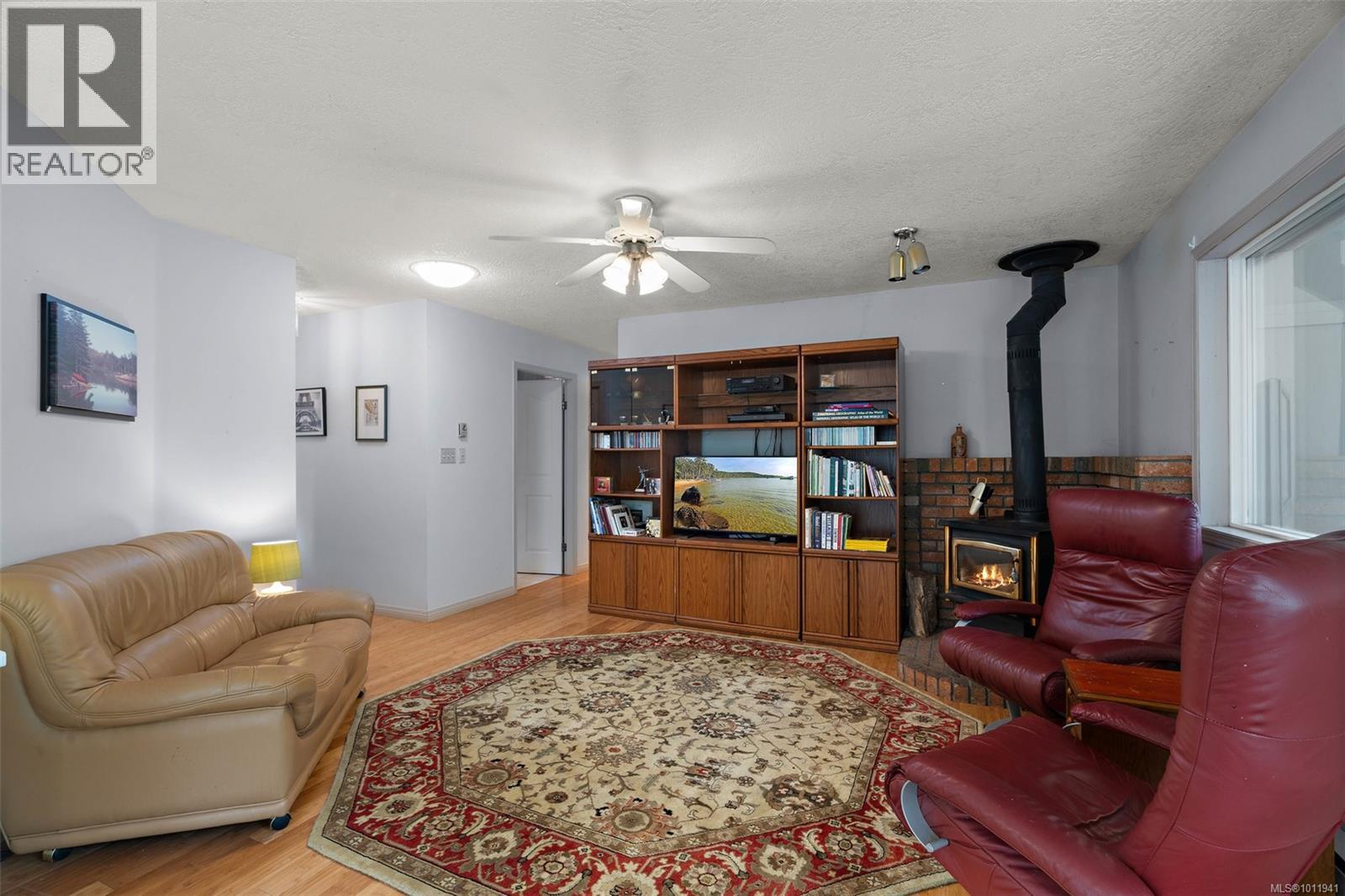 10915 Prentice Pl, North Saanich