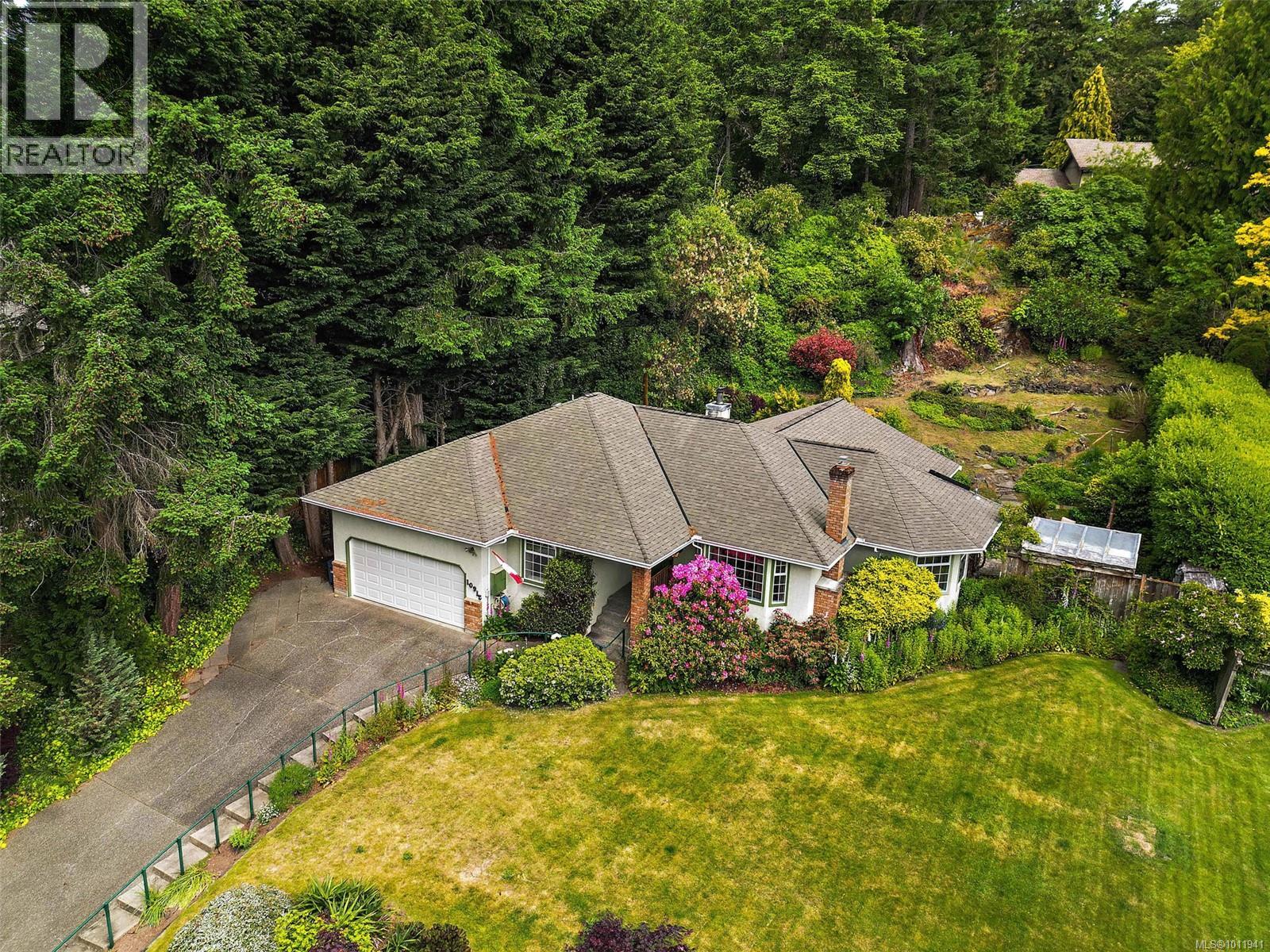 10915 Prentice Pl, North Saanich