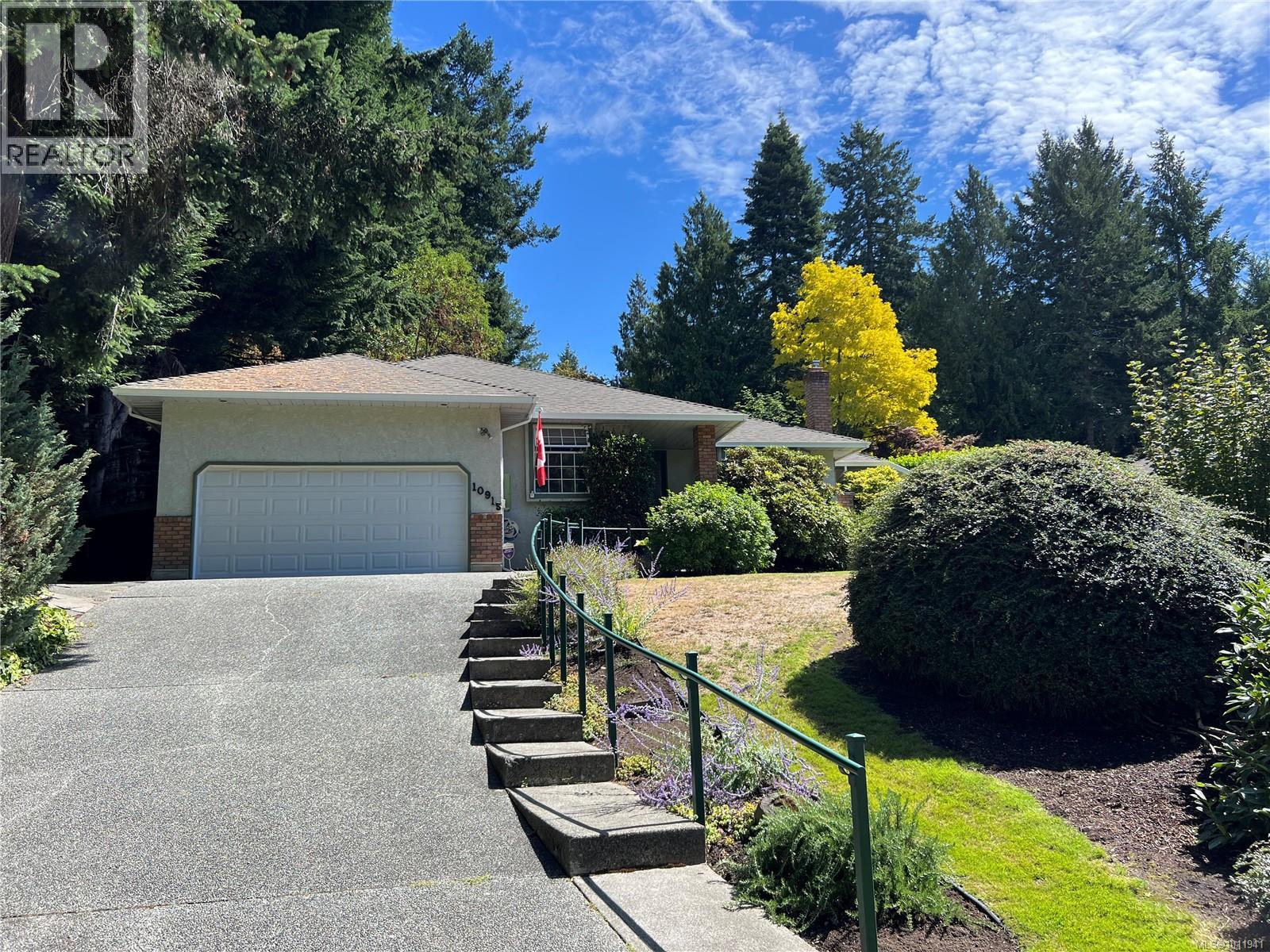 10915 Prentice Pl, North Saanich