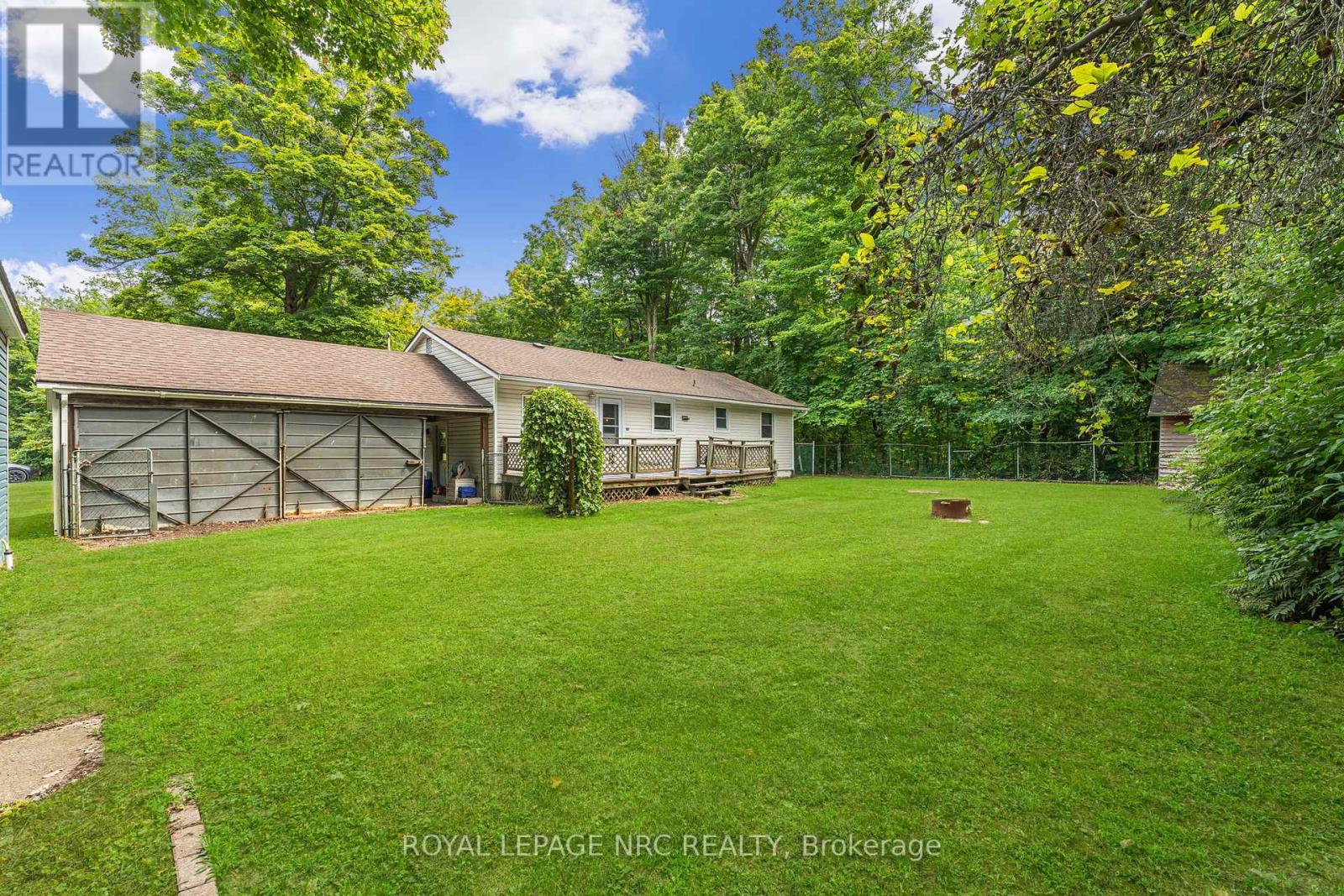 Photo 17 of 445 Gloria Road, Fort Erie ON