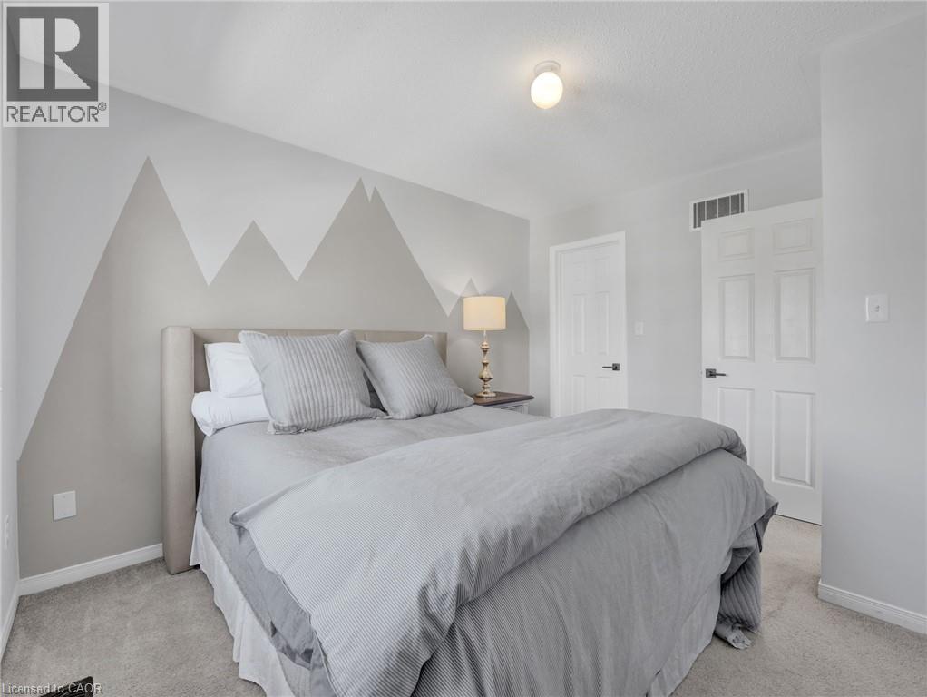 Photo 21 of 100 Burke Street, Waterdown ON